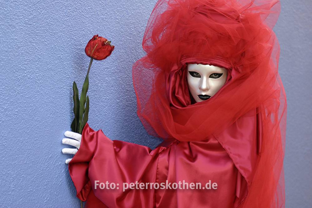 Masken Burano 040217 1087 Maske auf Burano
