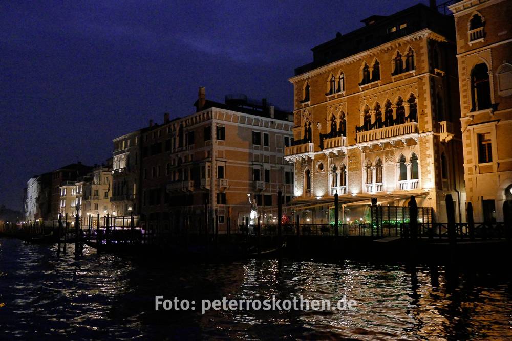 Venedig bei Nacht vom Canal Grande