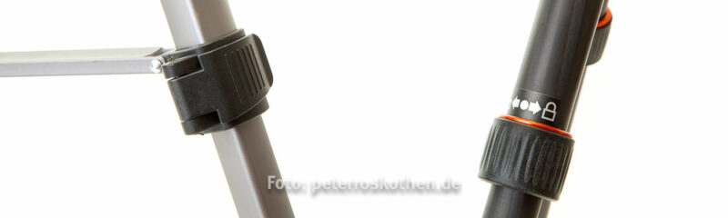 Stativ Klemmverschluss links, Schraubverschluss rechts Stativ Klemmverschluss links, Schraubverschluss rechts