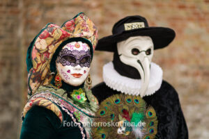Masken, Karneval in Brügge, Kostüme, Venezianischer Karneval des Nordens