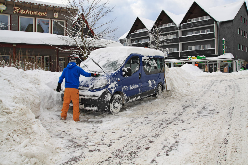 Schnee-Chaos