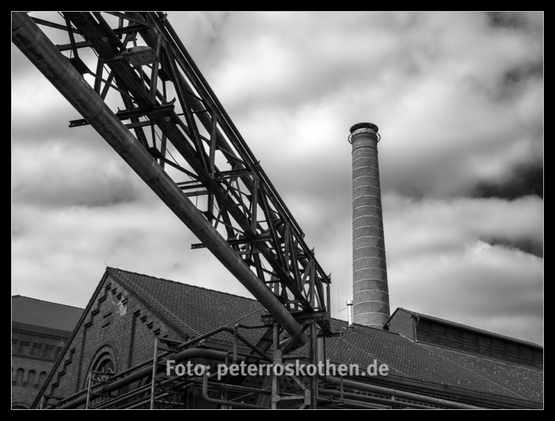 Schräg und Gerade - LaPaDu Schwarzweiß - Peter Roskothen