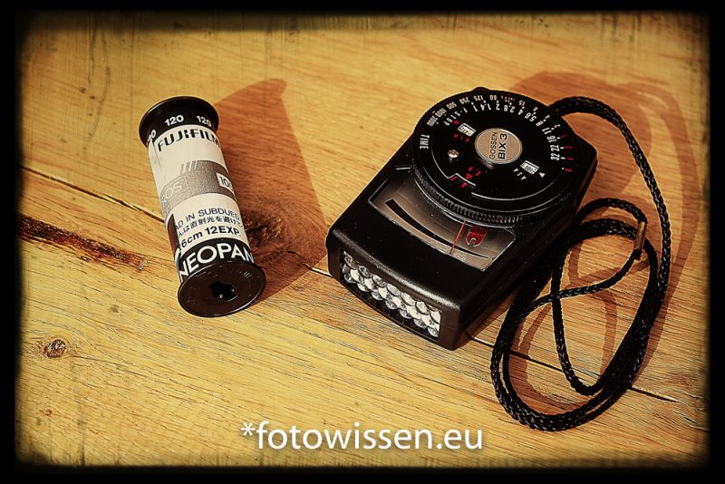Fujifilm Acros 120er und Belichtungsmesser Fujifilm Acros 120er und Belichtungsmesser