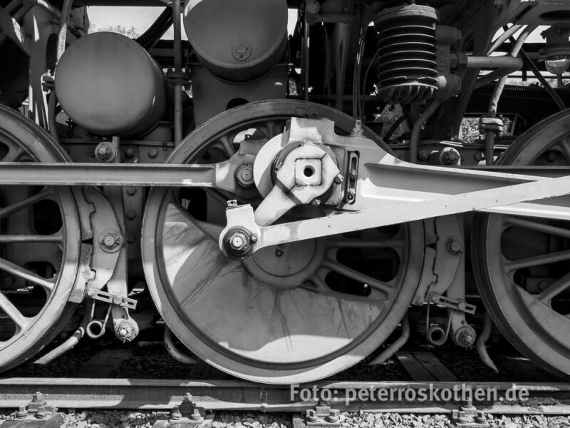Technikfotografie schwarzweiß - Farben würden nur ablenken von Linien, Strukturen, Verbindungen Technikfotografie schwarzweiß - Farben würden nur ablenken von Linien, Strukturen, Verbindungen