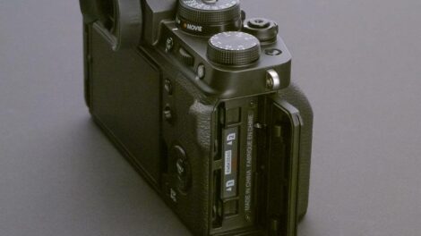 Praxis-Test Fujifilm X-T4 DSLM