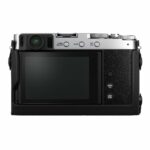 Rückseite Fuji X-E4 mit Kameratasche
