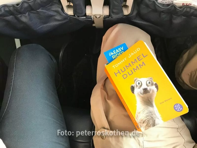 Fluglektuere und Beinfreiheit bei Easyjet