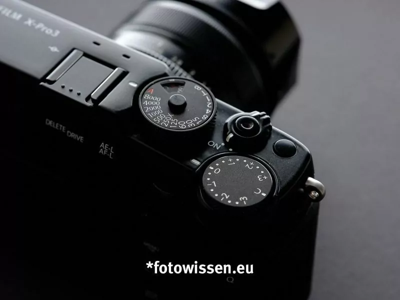 Test Fujifilm X-Pro3 - Einstellräder Belichtungszeit, ISO und Belichtungskorrektur Test Fujifilm X-Pro3 - Einstellräder Belichtungszeit, ISO und Belichtungskorrektur