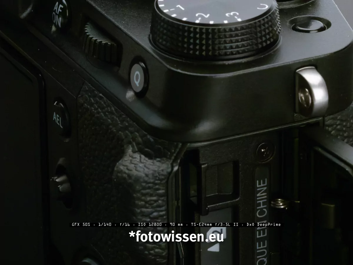 Fujifilm GFX 50S ISO 12.800 Rauschen mit DxO Deep Prime entfernt Ausschnitt