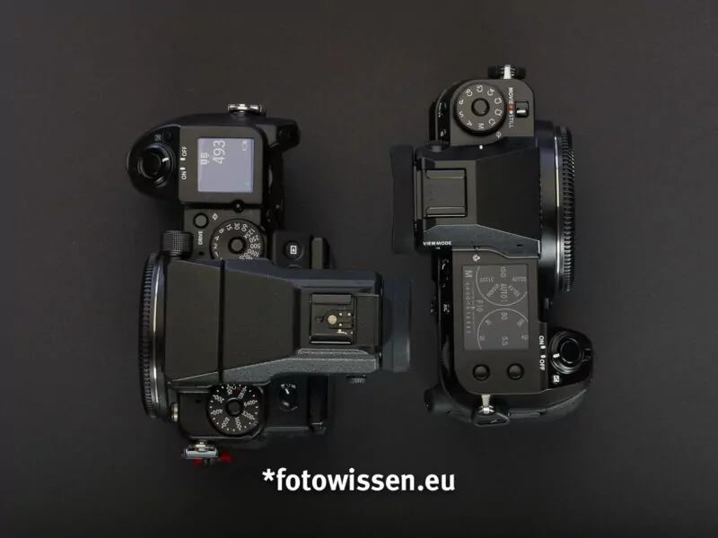 GFX 50S versus GFX 50S II Draufsicht GFX 50S versus GFX 50S II Draufsicht