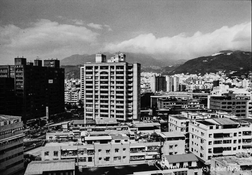 (1) Taipeh- Blick auf Tienmou (ca- 1991)